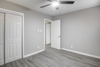 104 Stinson St Ext in Chapel Hill, NC - Building Photo - Building Photo