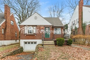 5104 Lillian Dr in Cincinnati, OH - Building Photo