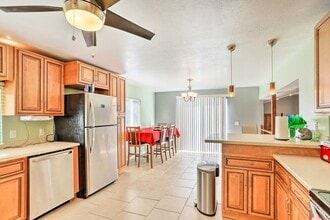 6851 Nebraska Ave in Toledo, OH - Building Photo - Building Photo