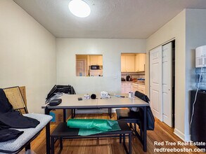 11 Hodges Ave in Quincy, MA - Building Photo - Building Photo