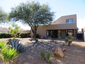 97 S Shadow Creek Pl in Tucson, AZ - Building Photo - Building Photo