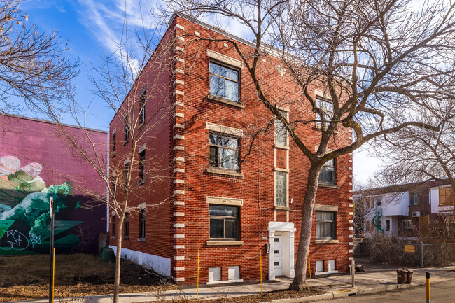 4485 Franchère St in Montréal, QC - Building Photo - Primary Photo