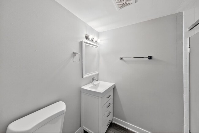 6113 Spring Ln in Matteson, IL - Foto de edificio - Building Photo