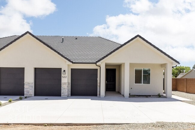 property at 522 E 900 S