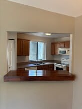 22020 Indian Creek Dr in Farmington Hills, MI - Building Photo - Building Photo