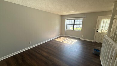 8189 Baltimore Ave in Westerville, OH - Building Photo - Building Photo