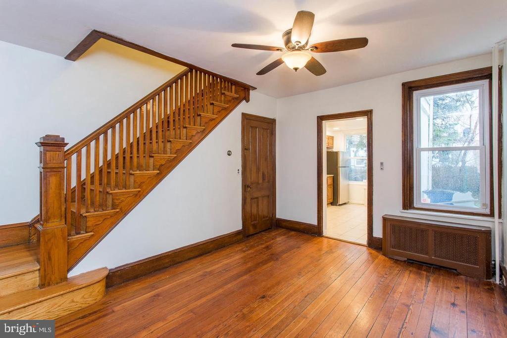 202 Baldwin St in Philadelphia, PA - Building Photo