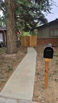 912 S Pratt Pkwy in Longmont, CO - Building Photo