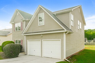 237 Summer Gate Ln in Villa Rica, GA - Building Photo - Building Photo