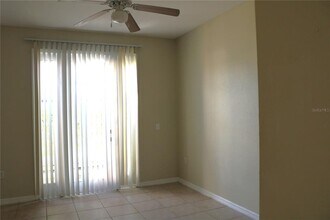 1932 Magical Ln in Kissimmee, FL - Building Photo - Building Photo