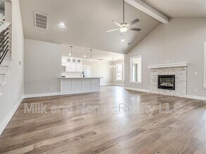 8200 Jenny Ln in Edmond, OK - Building Photo - Building Photo