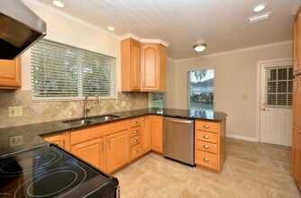 4396 Gadsden Ct in Jacksonville, FL - Foto de edificio - Building Photo