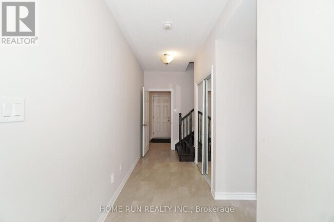 189 Harmattan Ave in Ottawa, ON - Building Photo - Building Photo