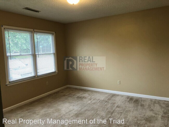 1703 10th St in Greensboro, NC - Building Photo - Building Photo