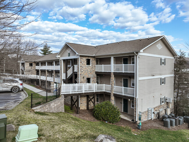 The Village of Meadowview in Boone, NC - Building Photo - Building Photo