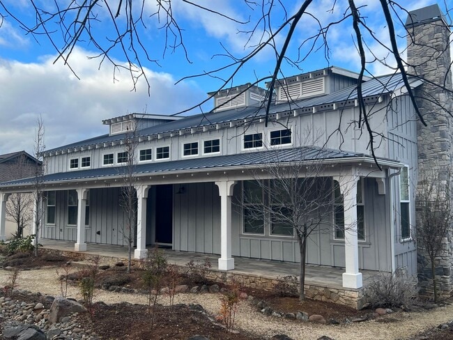 property at 735 E California St