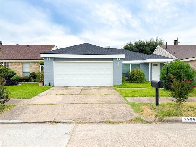 property at 6506 Briar Glade Dr