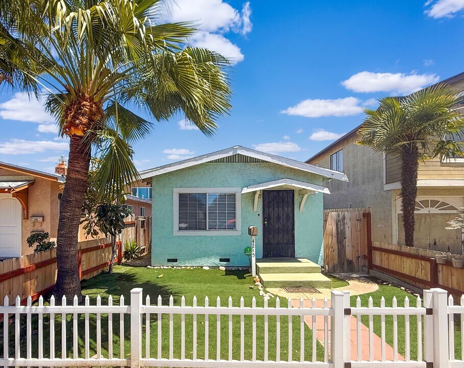4235 35th St in San Diego, CA - Building Photo