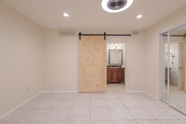 9835 Walnut St in Dallas, TX - Building Photo - Building Photo