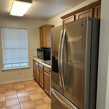 1704 Lovingood Dr in Austin, TX - Building Photo - Building Photo