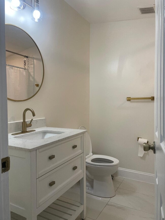 6314 Foote St in Capitol Heights, MD - Foto de edificio - Building Photo