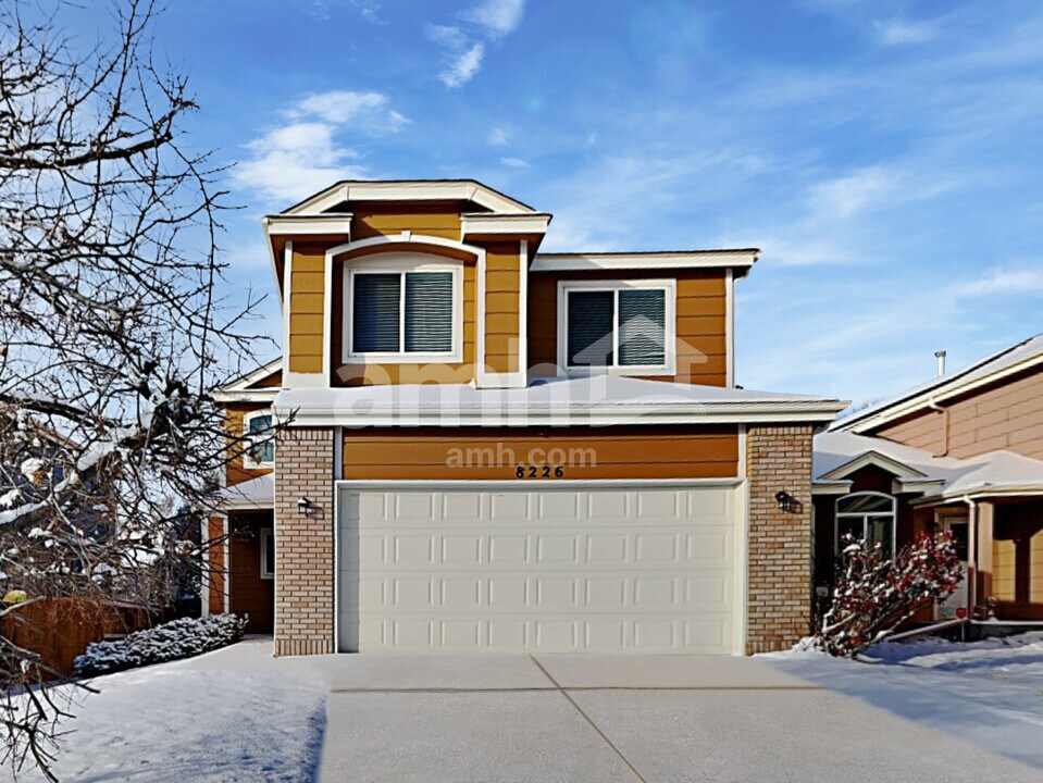 8226 Wilmington Dr in Colorado Springs, CO - Building Photo