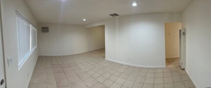 243 Idyllwild Dr in San Jacinto, CA - Building Photo - Building Photo