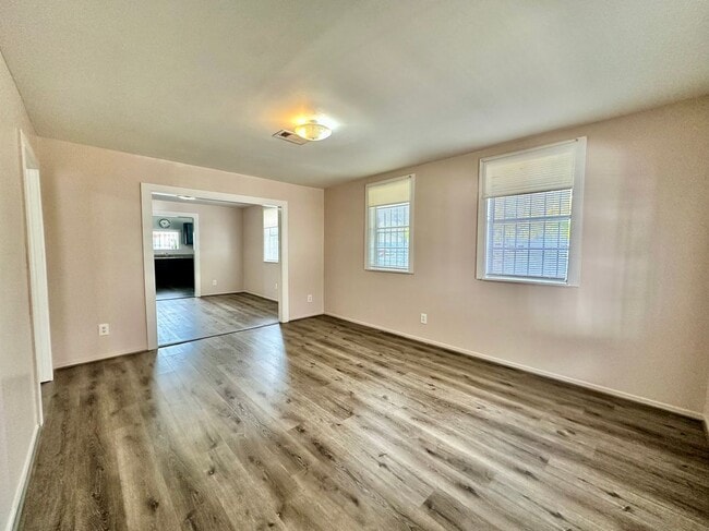 305 N Live Oak St in Houston, TX - Building Photo - Building Photo