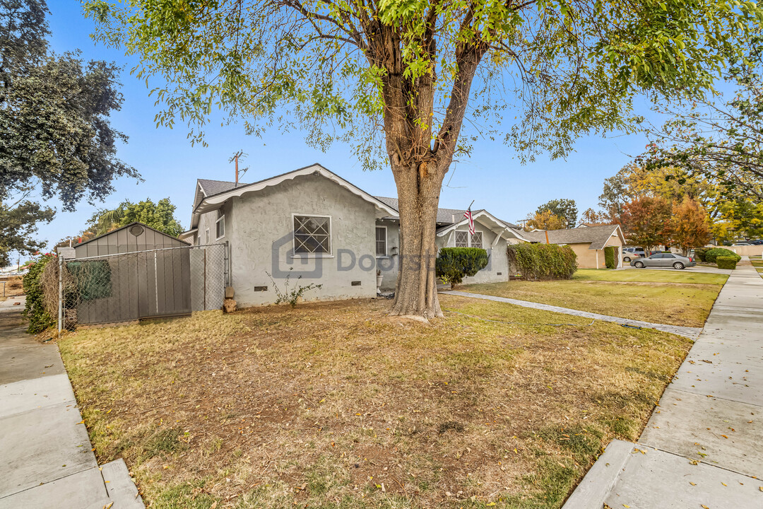 8599 Driftwood Dr in Riverside, CA - Building Photo