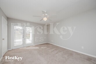 301 Balmoral Ct in Davenport, FL - Foto de edificio - Building Photo