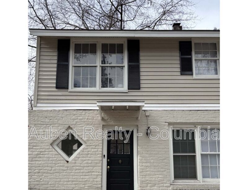 517 Deerwood St in Columbia, SC - Building Photo