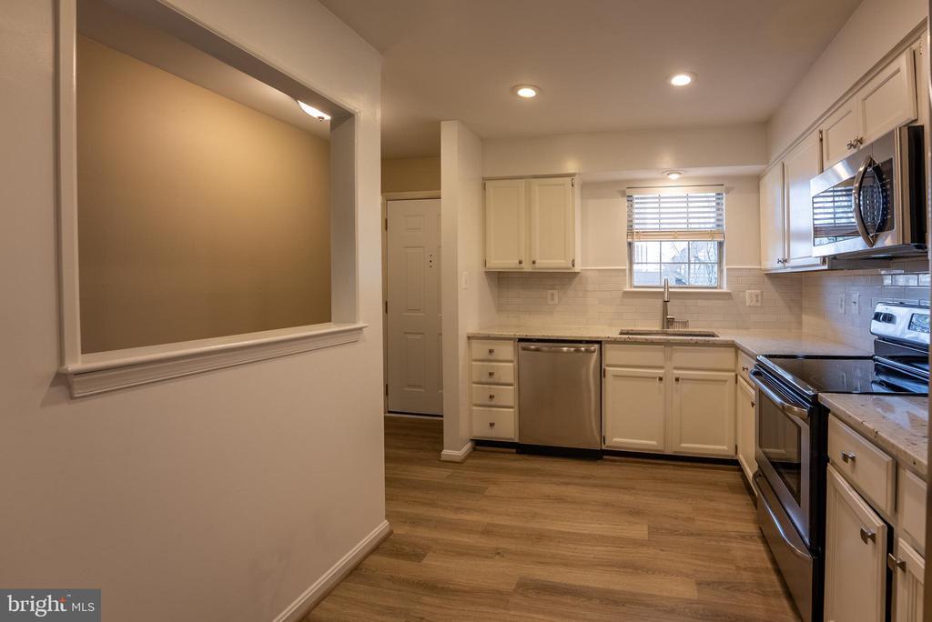 9924 Grapewood Ct in Manassas, VA - Building Photo