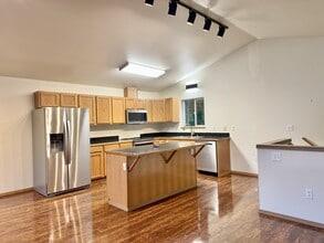 2631 John St in Juneau, AK - Building Photo - Building Photo