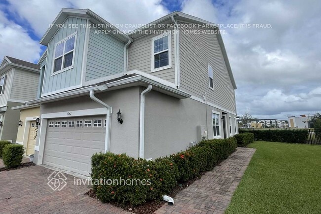 6242 Camino Dr in Apollo Beach, FL - Building Photo - Building Photo