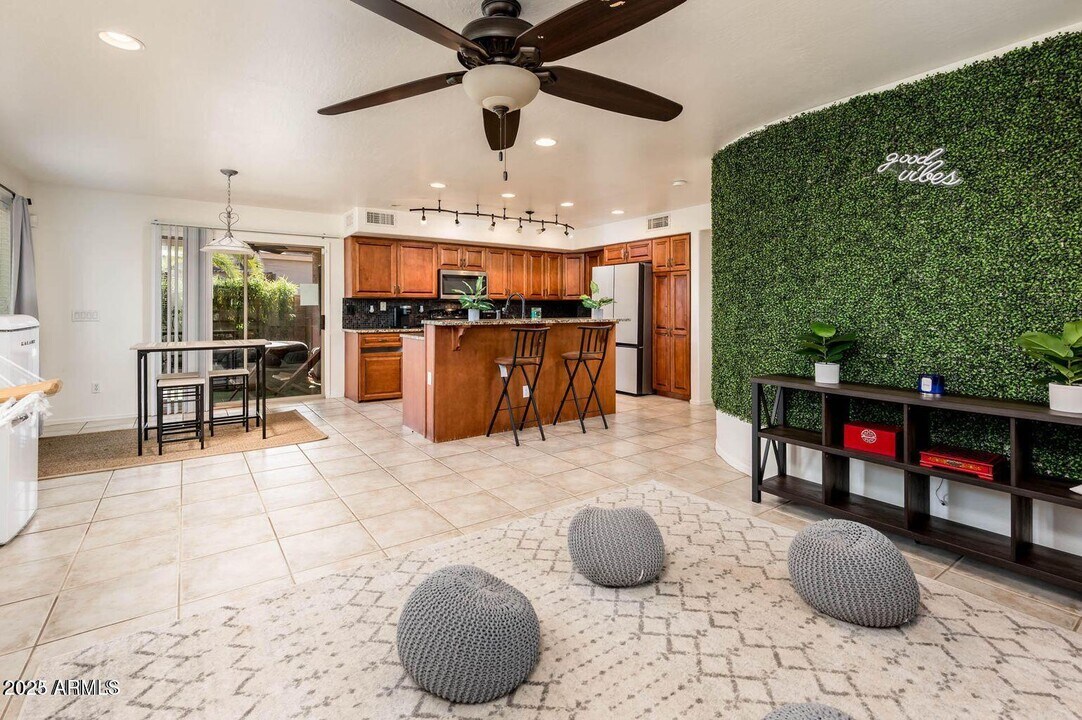 13604 W Rovey Ave in Litchfield Park, AZ - Building Photo