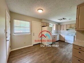 110 Whitetail Dr in San Marcos, TX - Building Photo - Building Photo