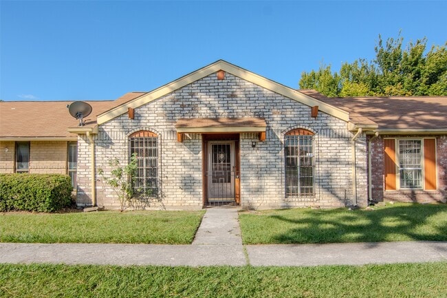 property at 15259 Buckle Ln