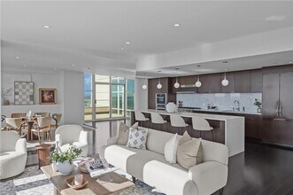 1 W Exchange St in Providence, RI - Building Photo - Building Photo