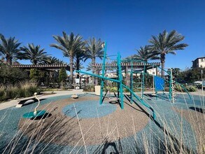 1797 Laurelwood Wy in Oceanside, CA - Building Photo - Building Photo