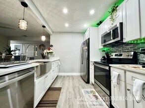 1507 Sawyerwood Ave in Orlando, FL - Building Photo - Building Photo