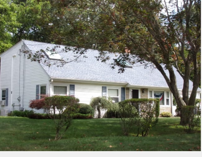 property at 5 Grassy Plain Rd