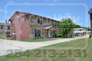 1803 Cedarhill Dr in Killeen, TX - Building Photo