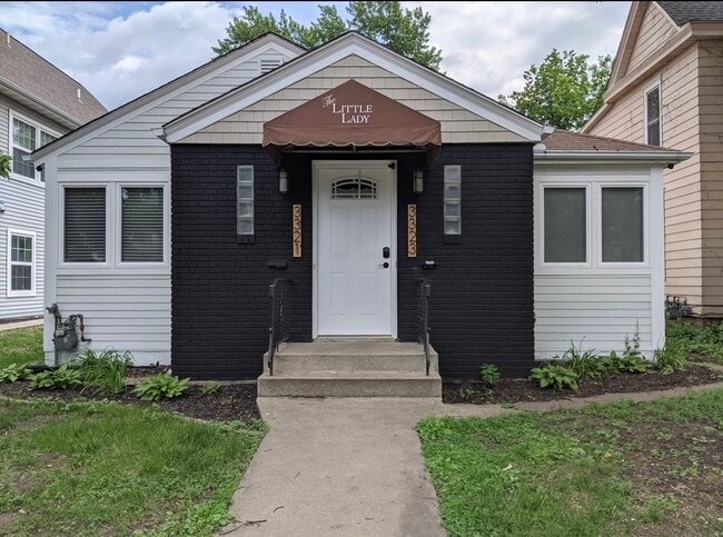 property at 3323 Bryant Ave S