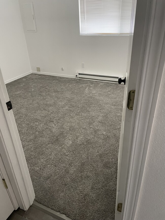 3695 Fargo St, Unit B in Richland, WA - Building Photo - Building Photo