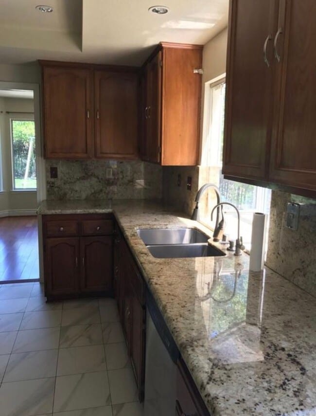 5408 Francisca Way in Agoura Hills, CA - Building Photo - Building Photo