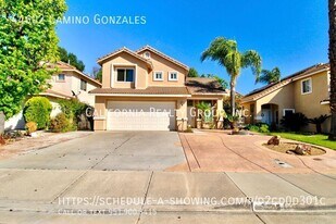 44602 Cam Gonzales in Temecula, CA - Building Photo