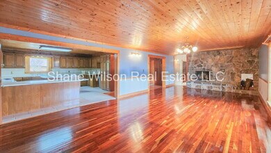 218 Sugar Hollow Rd in Chatsworth, GA - Building Photo - Building Photo
