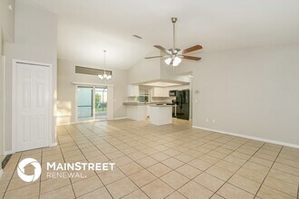 1202 NE 14th Pl in Cape Coral, FL - Building Photo - Building Photo