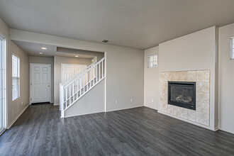 829 Tulip Ln in Santa Maria, CA - Building Photo - Building Photo