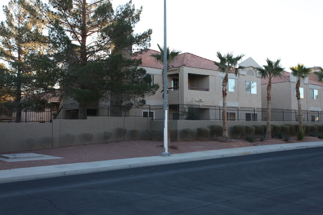 Park 1 at Summerlingate in Las Vegas, NV - Foto de edificio - Building Photo